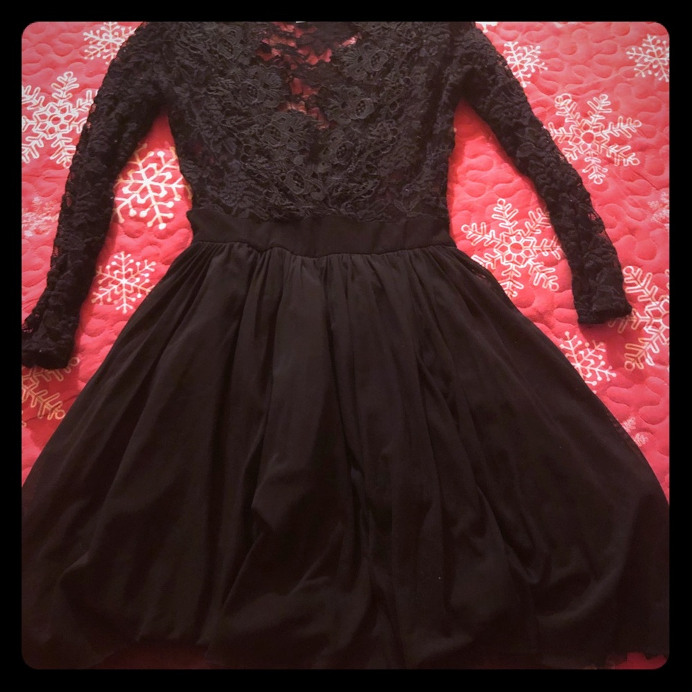 Black lace dress